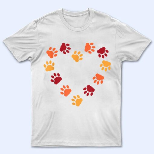 Big heart cat paws T Shirt