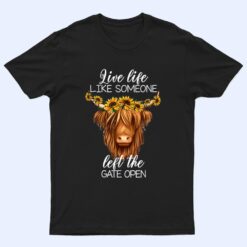 Country Heifer Highland Cow With Sunflowers Farm Farmer Girl T Shirt