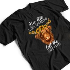 Country Heifer Highland Cow With Sunflowers Farm Farmer Girl T Shirt - Dream Art Europa