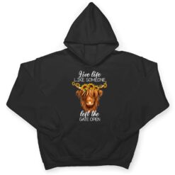 Country Heifer Highland Cow With Sunflowers Farm Farmer Girl T Shirt - Dream Art Europa