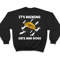 Funny Halloween It's Raining Cats And Dogs English Teacher T Shirt - Dream Art Europa