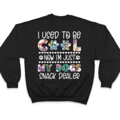 I used to be so cool now I am just my dogs Snack Dealer T Shirt - Dream Art Europa