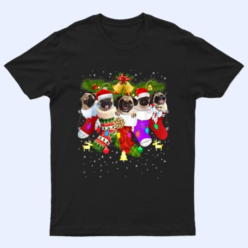 Santa Pugs in Christmas Socks Funny Xmas Dog Lover Pug Mom T Shirt