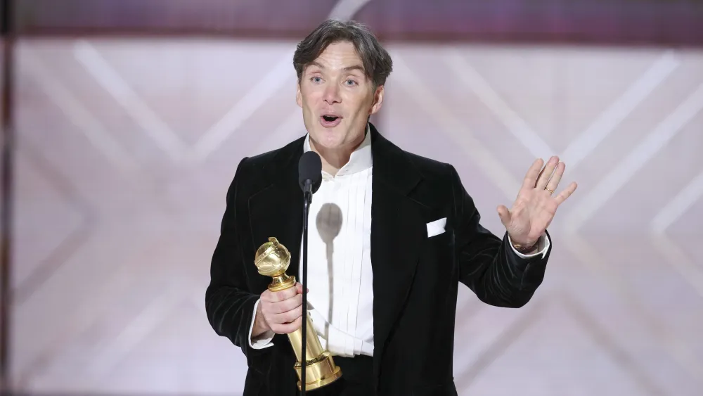 Cillian Murphy Teases Christopher Nolan Over "Limited Seating" on Film Sets During Best Actor Golden Globe Win for 'Oppenheimer'