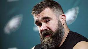 Eagles Center Jason Kelce Officially Retires After 13 Seasons