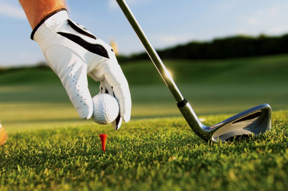 Why Golf Is An Increasingly Popular Sport Around the World - Dream Art Europa