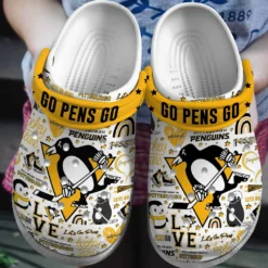 Pittsburgh Penguins NHL Sport Crocs Clogs