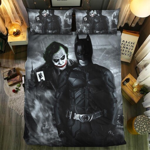 Batman Night Rises Bedding Set (Duvet Cover & Pillow Cases)